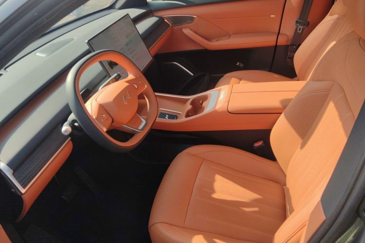 Used ONVO L60 2024 60 kWh Rear-Drive Version