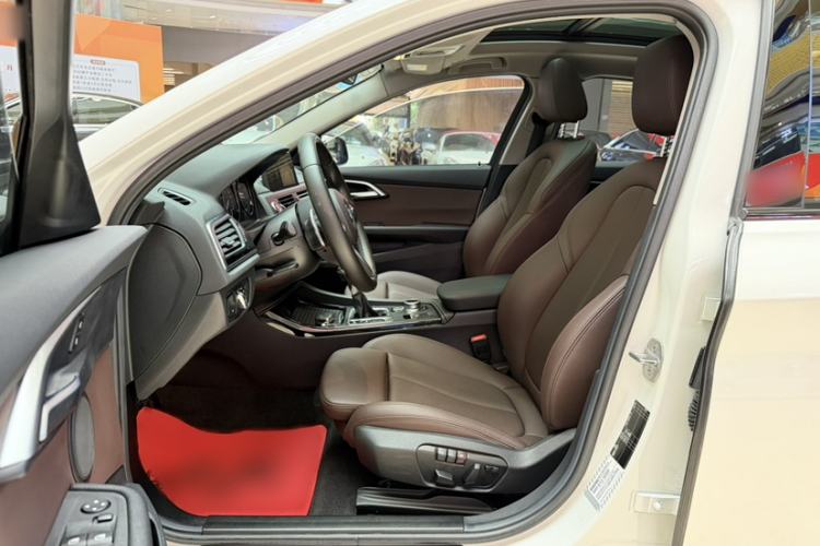 Used BMW 1 Series 2019 120i Leading Model M Sport Package Interior 8