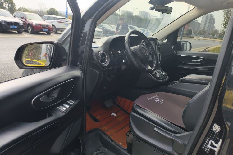 Used Mercedes-Benz Vito 2018 2.0T Business Version China VI Emission Standard
