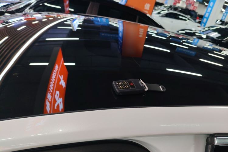 Used Volvo V40 2015 1.6T Zhiya Edition