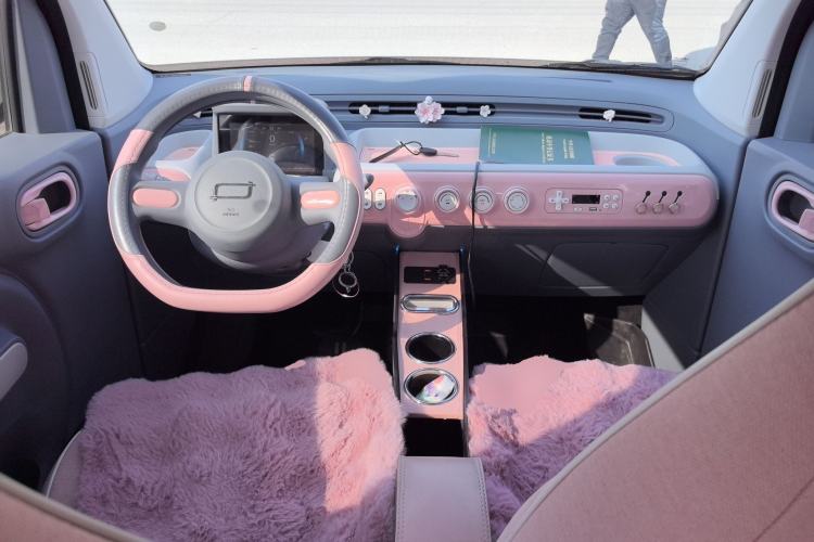 Used Bestune Pony 2025 222km Range Agile Horse
