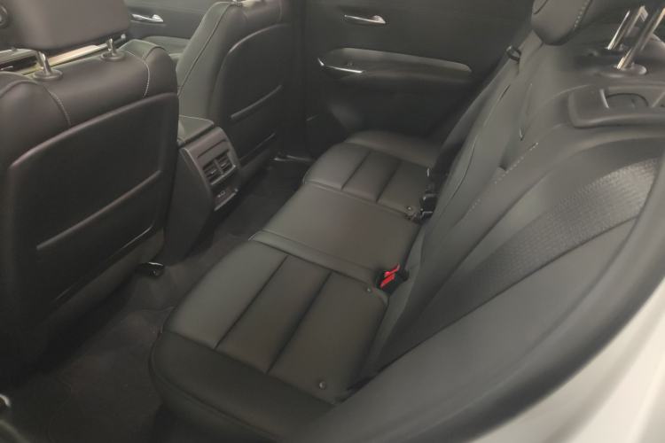 Used Cadillac XT4 2024 28T Two-Wheel-Drive Luxury Version
