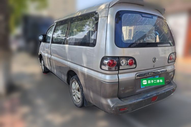 Used FORTHING Lingzhi 2013 M5 Q7 2.0L 7-Seater Long-Wheelbase Comfort Model
