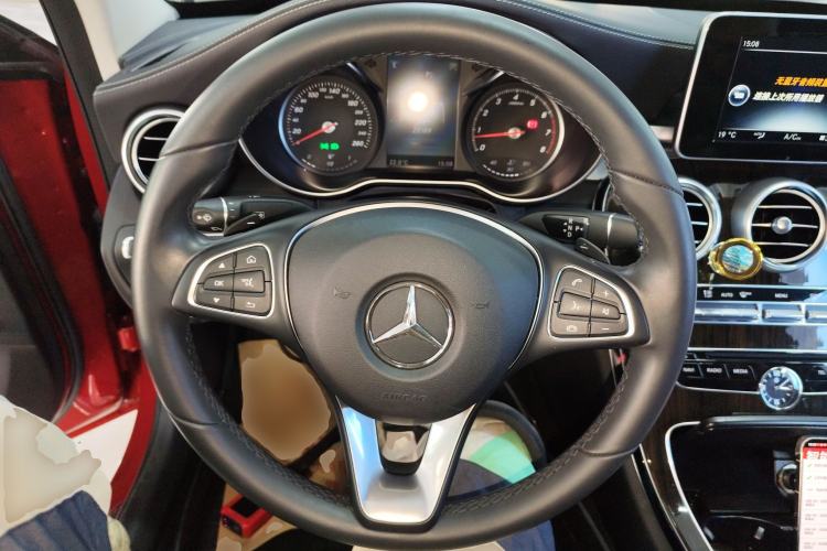 Used Mercedes-Benz C-Class 2016 C 200 L
