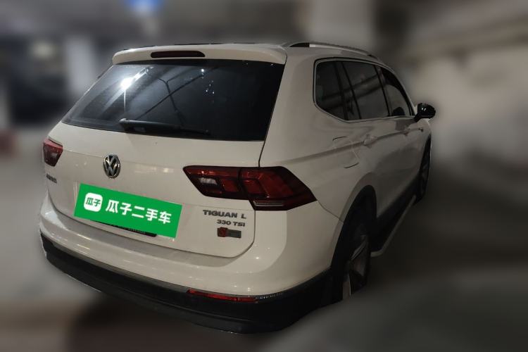 Used Volkswagen Tiguan L 2017 330TSI Automatic Two-Wheel Drive Luxury Edition Rear Right 45 Deg