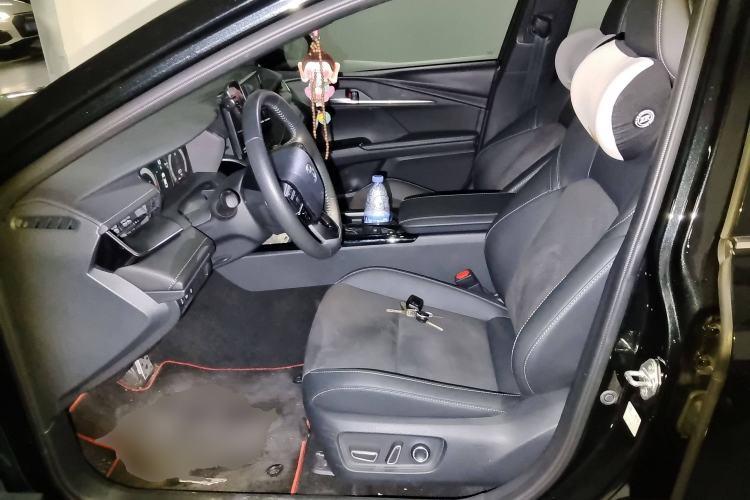 Used Toyota Camry 2024 Dual-Motor 2.0HS Sport Edition
