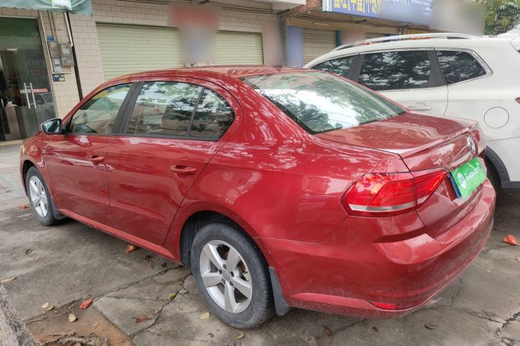 Used Volkswagen Lavida 2015 1.6L Automatic Fashion Edition Exterior 2