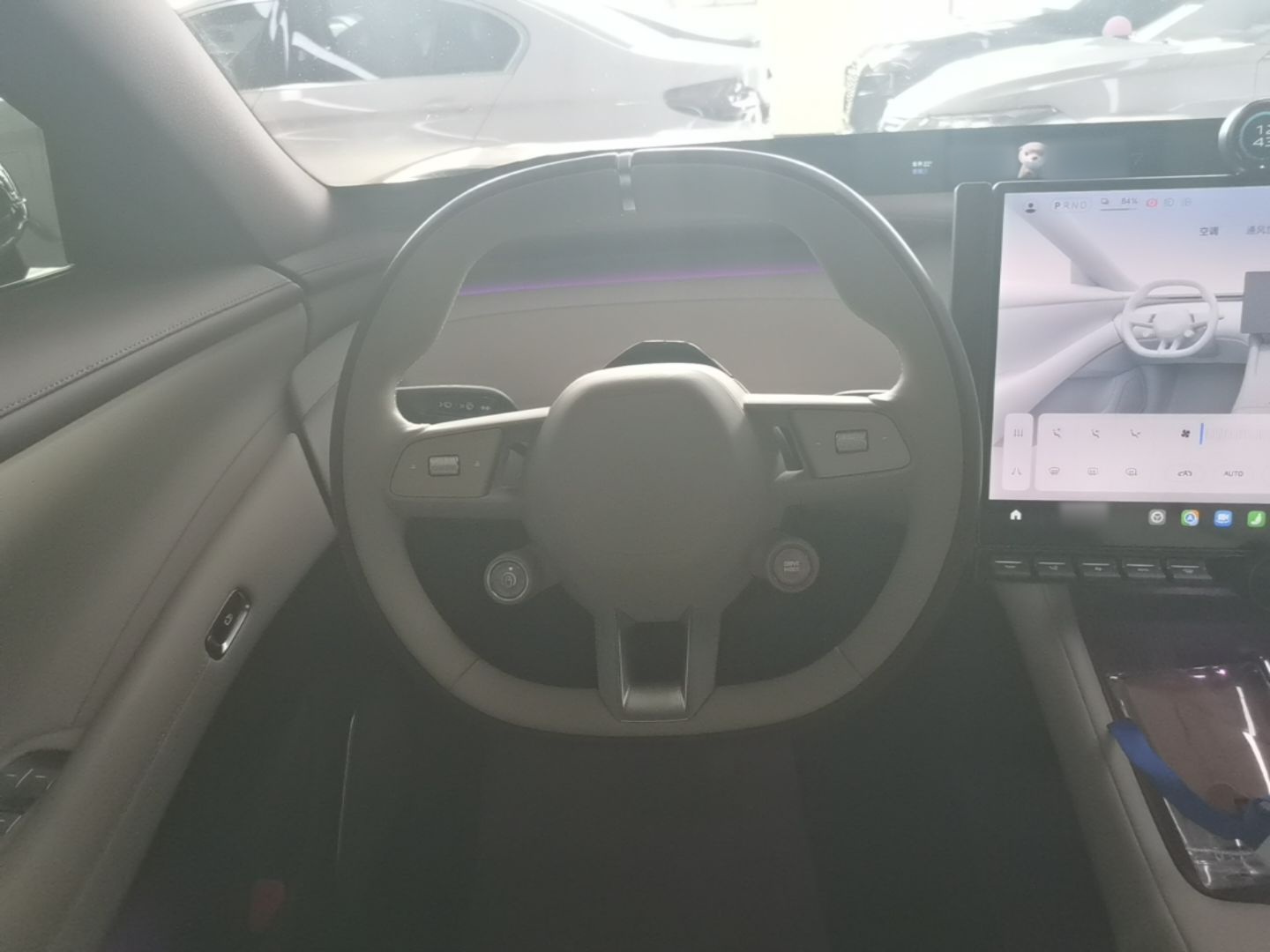 Xiaomi Auto YU7 2025 Ultra-Long Range All-Wheel Drive Pro Version — снимка 15