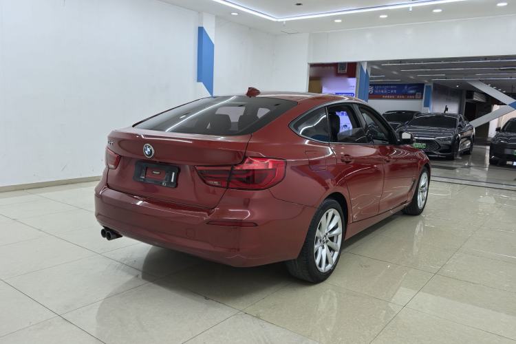 Used BMW 3 Series GT 2018 320i Sport Edition
