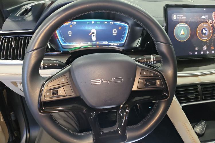 Used BYD Song PLUS New Energy 2024 HONOR Edition DM-i 71km Luxury Model
