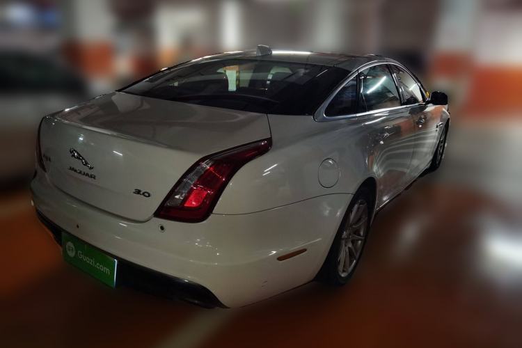 Used Jaguar XJ 2016 XJL 2.0T Two-Wheel-Drive Elegant Business Edition
