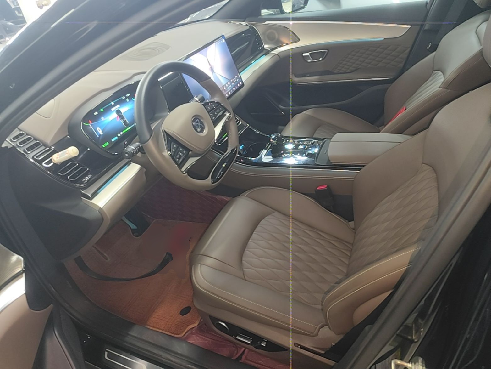 BYD Han 2024 EV Glory Edition 506KM Front-Wheel-Drive Premium Model — снимка 17