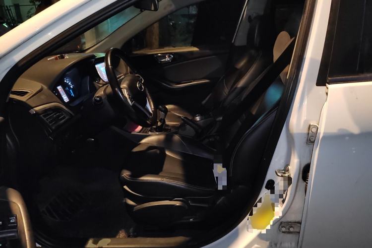 Used Soueast V5 Lingzhi 2015 Plus 1.5L Manual ZhiZun Version
