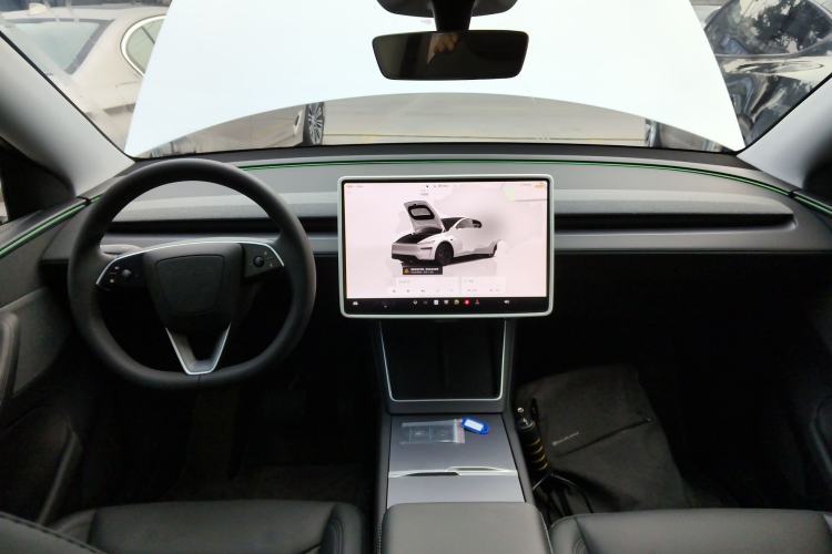 Used Tesla Model Y 2025 Rear-Wheel-Drive Version
