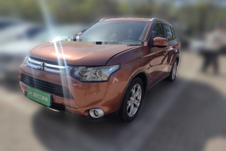 Used Mitsubishi Outlander 2014 2.4L 4x4 Deluxe Value Edition 5 Seats
