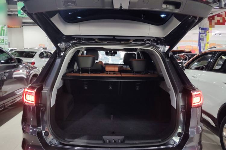 Used Chery Tiggo 8 PLUS 2022 290TGDI DCT Luxury Edition+