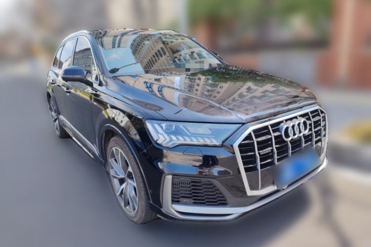 Used Audi Q7 2021 55 TFSI quattro S line Sport model
