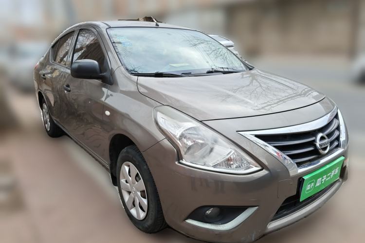 Used Nissan Sunny 2015 1.5XE Manual Comfort Edition Front Right 45 Deg