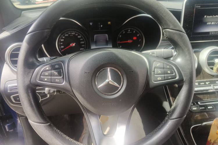 Used Mercedes-Benz GLC 2019 GLC 260 4MATIC Dynamic Edition Steering Wheel