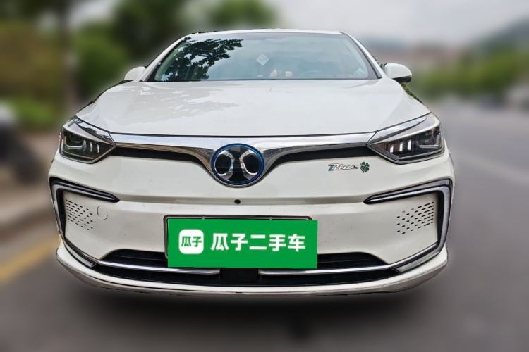 Used BAIC Beijing EU5 2018 R500 Smart Wind Edition