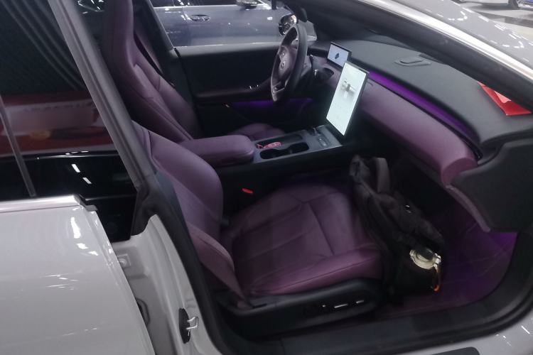 Used Nio ET5T 2024 75kWh Touring Right Front Seat