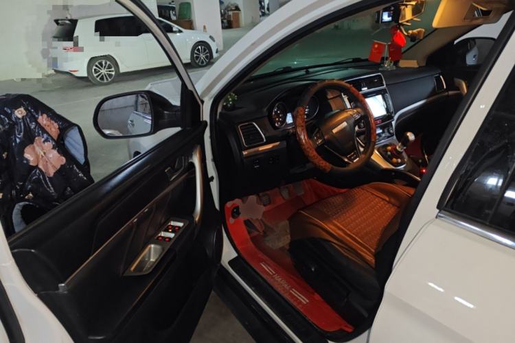Used Haval M6 2019 1.5T Manual Two-Wheel Drive Elite Version China V Standard
