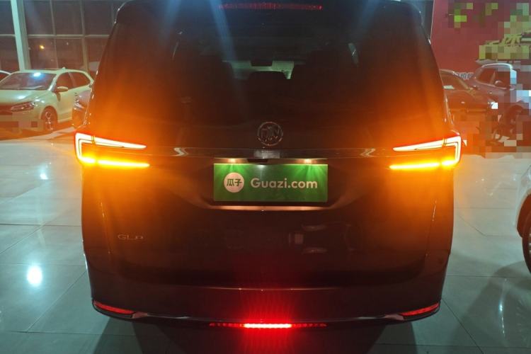 Used Buick GL8 2023 Land Executive Class Deluxe Model