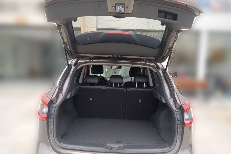 Used Nissan Qashqai 2019 2.0L CVT Luxury Edition Trunk