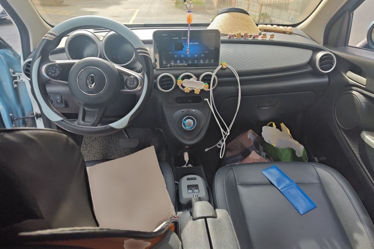 Used ORA Black Cat 2019 351 km Family Edition Center Console