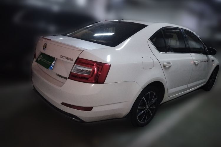 Used Skoda Octavia 2017 TSI280 DSG Smart Drive Edition
