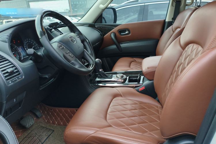 Used Nissan Patrol 2017 4.0L XE Middle East Version Left Front Seat