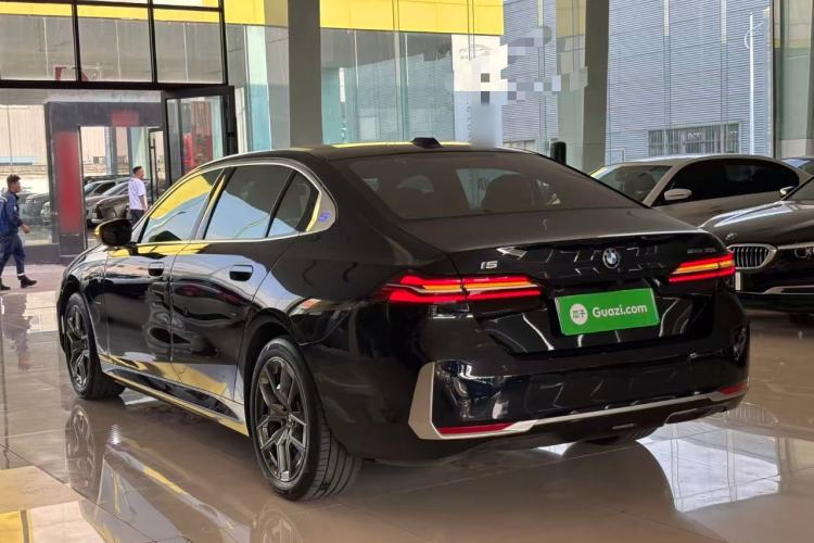 Used BMW i5 2024 eDrive 35L Prestige Luxury Package