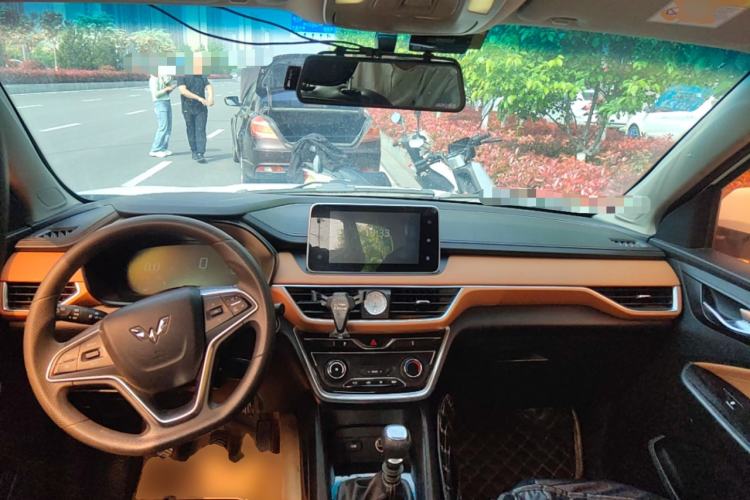 Used Wuling Hongguang S3 2018 1.5L Manual Luxury Model China V Standard Center Console