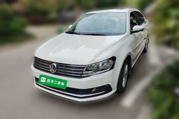 Used Volkswagen Lavida 2015 1.6L Manual Comfort Edition