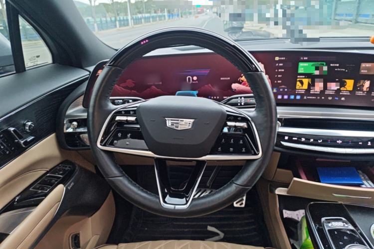 Used Cadillac LYRIQ 2022 Four-Wheel-Drive High-Performance Deluxe Edition