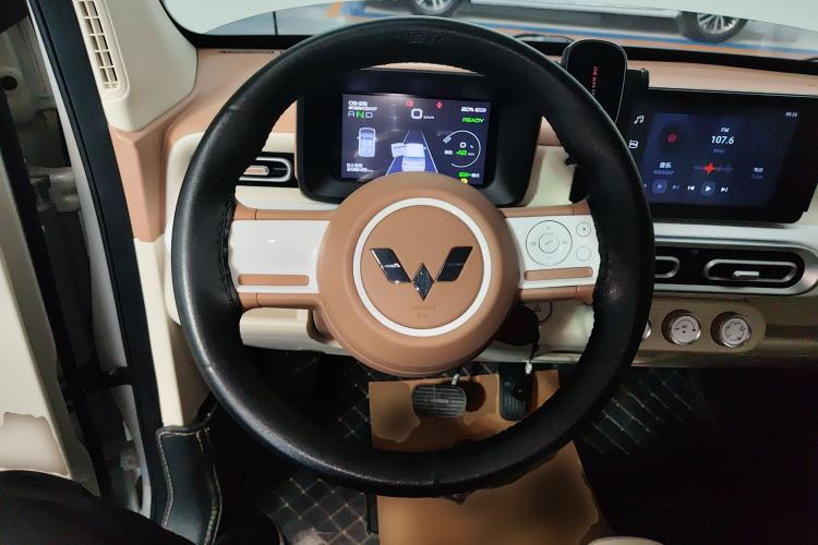 Used Wuling Hongguang MINIEV 2024 3rd Generation 215km Advanced Version