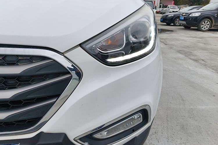 Used Hyundai ix35 2015 2.0L Automatic 2WD Smart Version China V Standard