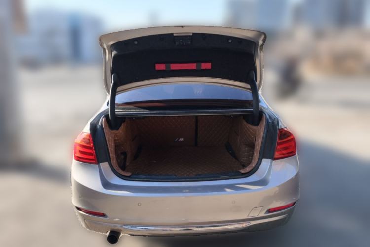 Used BMW 3 Series 2013 320Li Fashion Model
