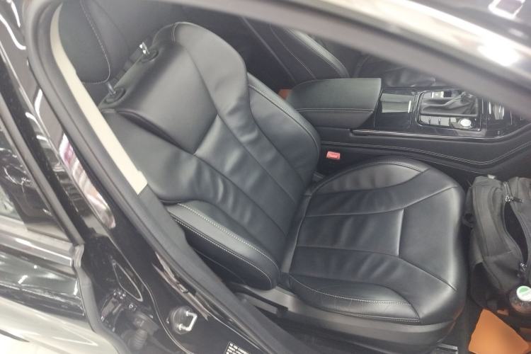 Used Hongqi H5 2019 30TD Dynamic Edition Right Front Seat