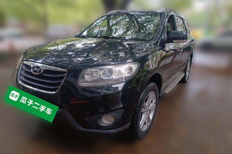 Used Hyundai Santa Fe Classic 2010 2.4 Luxury Edition 7-Seater Four-Wheel Drive