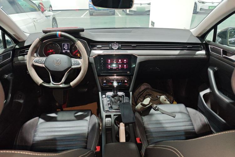 Used Volkswagen Magotan 2020 330TSI DSG Leading Model
