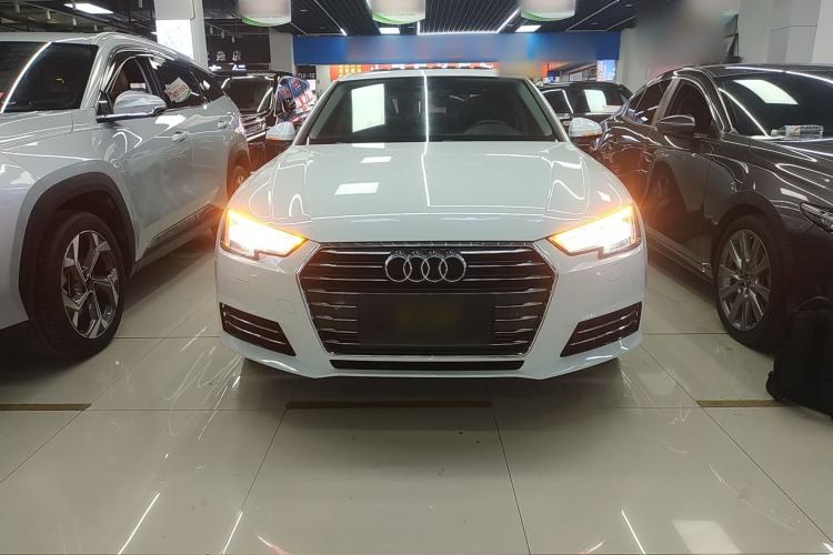 Used Audi A4L 2018 30th Anniversary Edition 40 TFSI Trendy Model