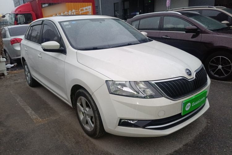 Used Skoda Rapid Spaceback 2018 1.6L Automatic Comfort Edition
