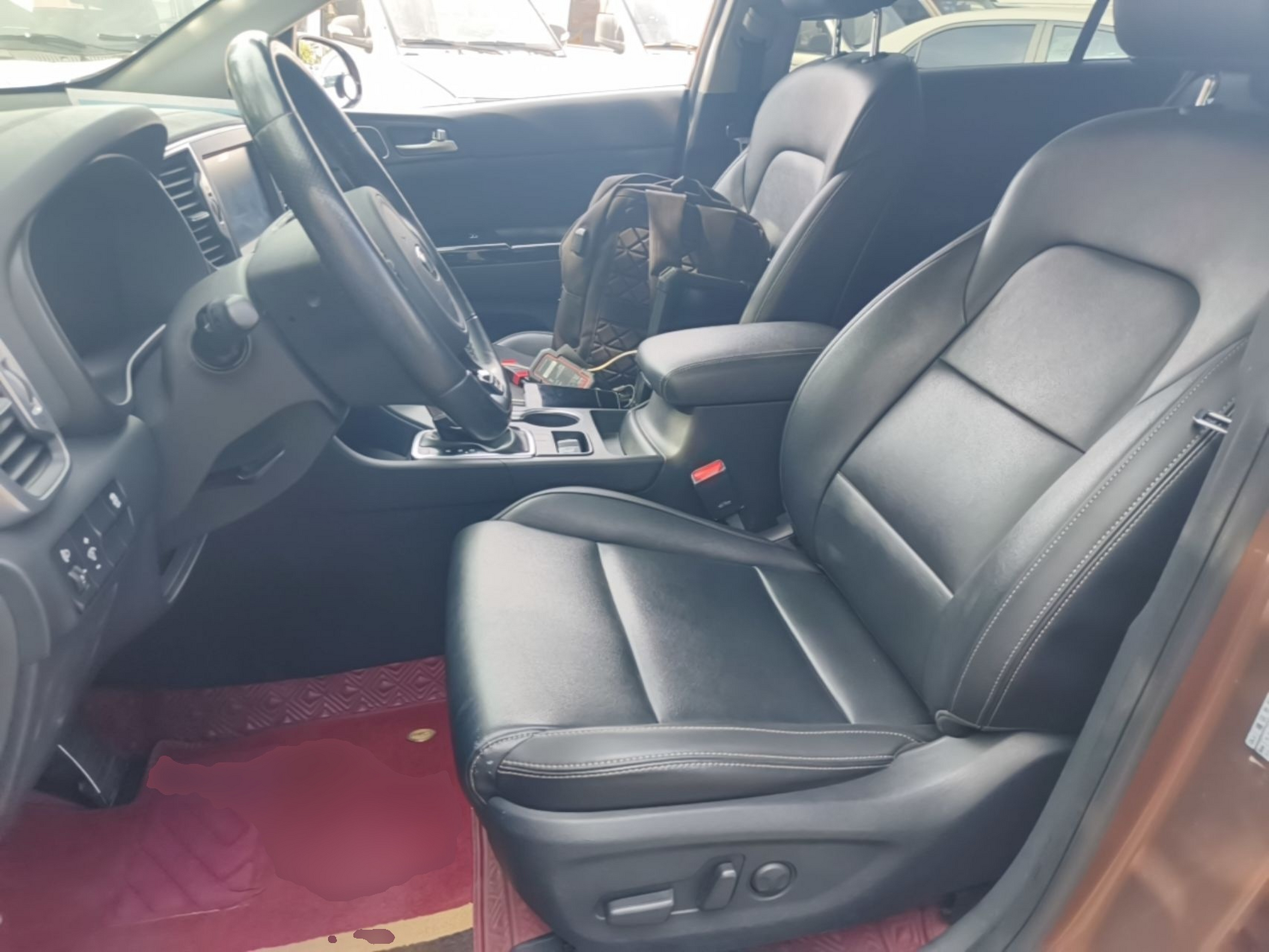 Interior delantero