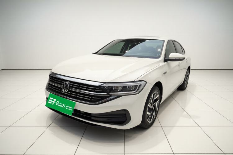 Used Volkswagen Sagitar 2023 300TSI DSG Excellence Edition Front Left 45 Deg