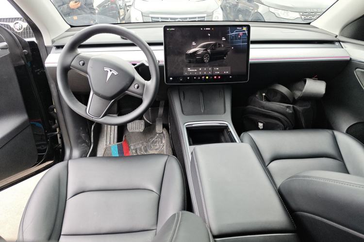 Used Tesla Model Y 2023 Rear-Wheel-Drive Version