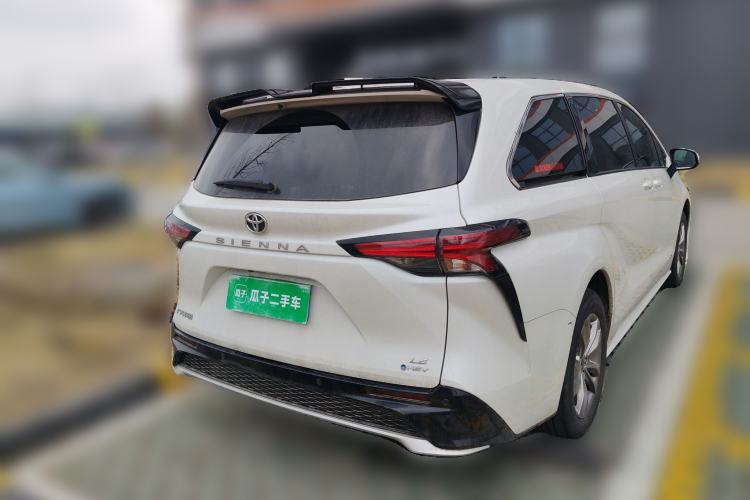 Used Toyota Sienna 2024 2.5L Hybrid Comfort Edition