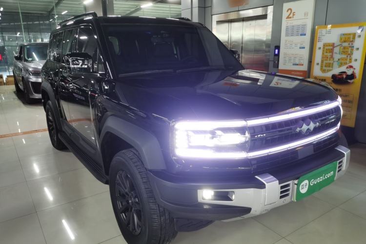 Used Formula Leopard Leopard 5 2023 Explore Edition