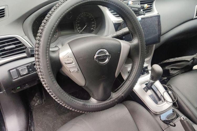Used Nissan Sylphy 2014 1.6XV CVT Deluxe Edition