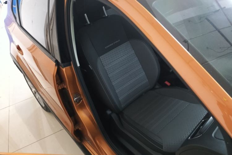 Used Volkswagen Polo 2018 1.5L Cross Polo Automatic